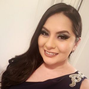 Meet your Posher, Magaly